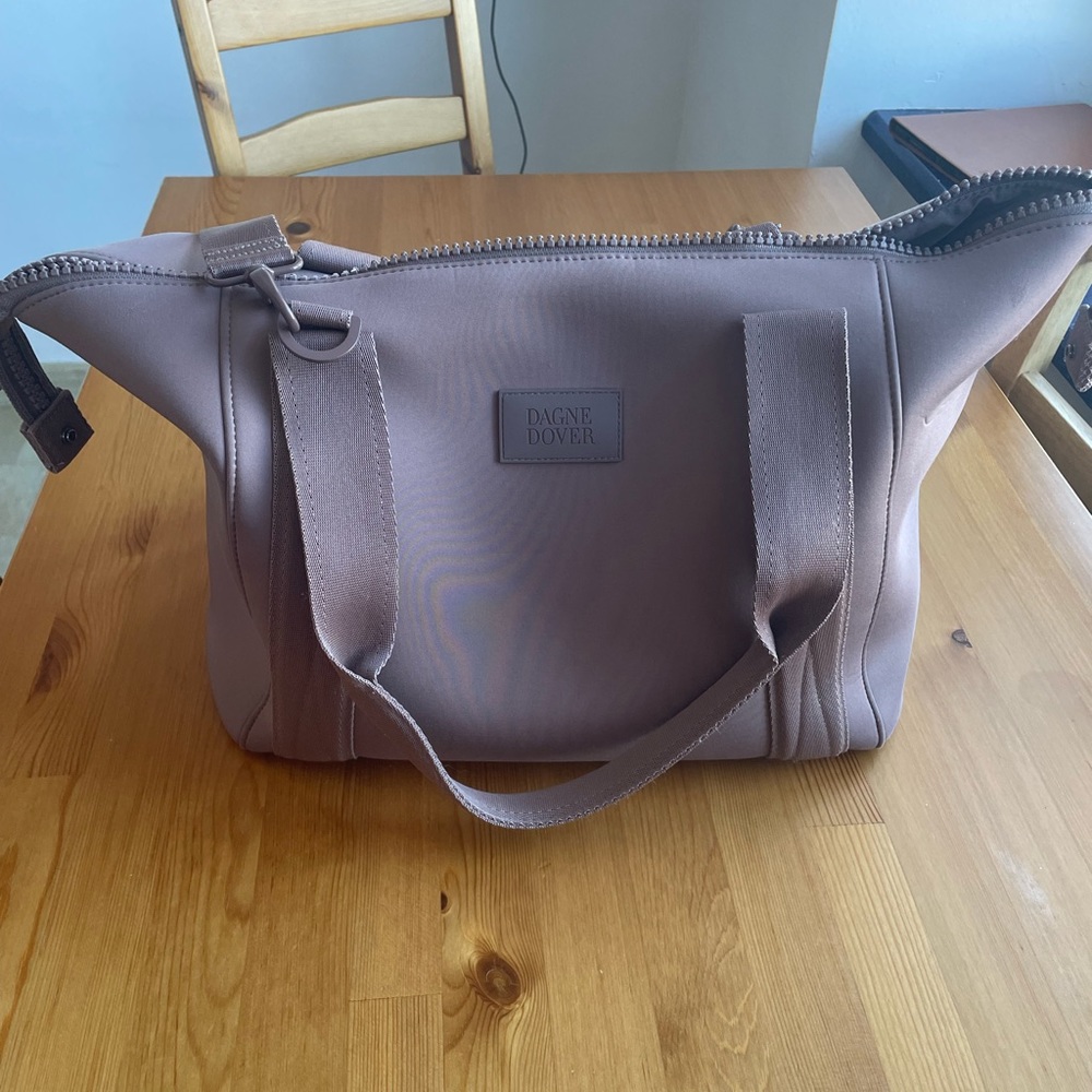 Dagne Dover Landon Carryall Bag